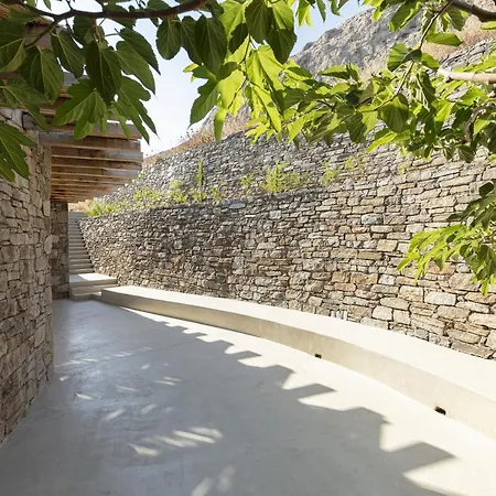 וילה Kir Mimis Awarded Cycladic